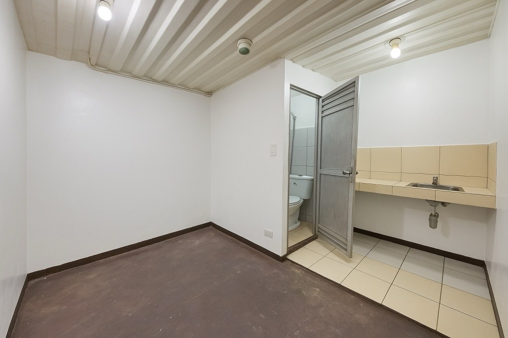 Apartment for rent QC